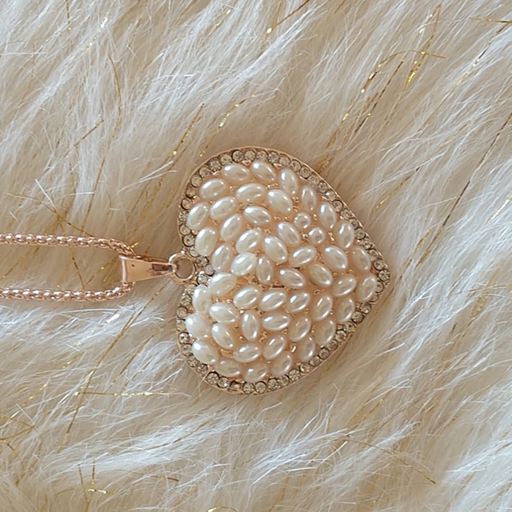 Betsey Johnson Rose Gold Pearl Heart